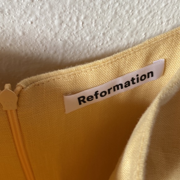 Reformation. Size 4. - Picture 2 of 2